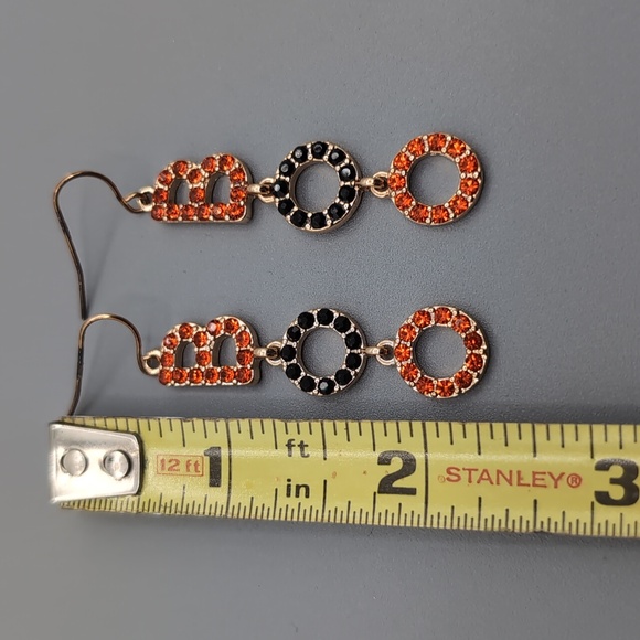 NWOT Gold Toned Orange &  Black Bejeweled "BOO" Metallic Drop Dangle Earrings - Picture 8 of 8